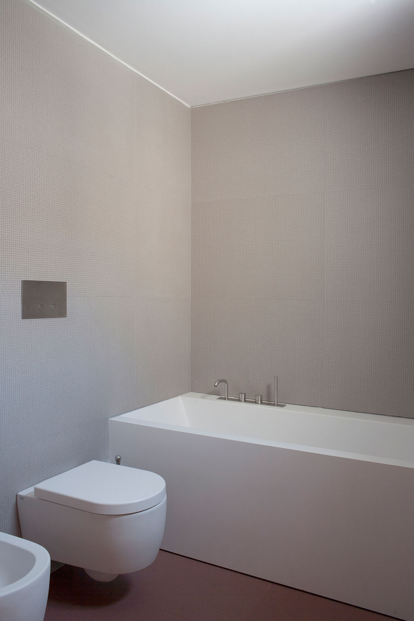 A Smart and Stylish Home Filled with Modern Elegance in Bari, Italy by 3C+M architettura (10)
