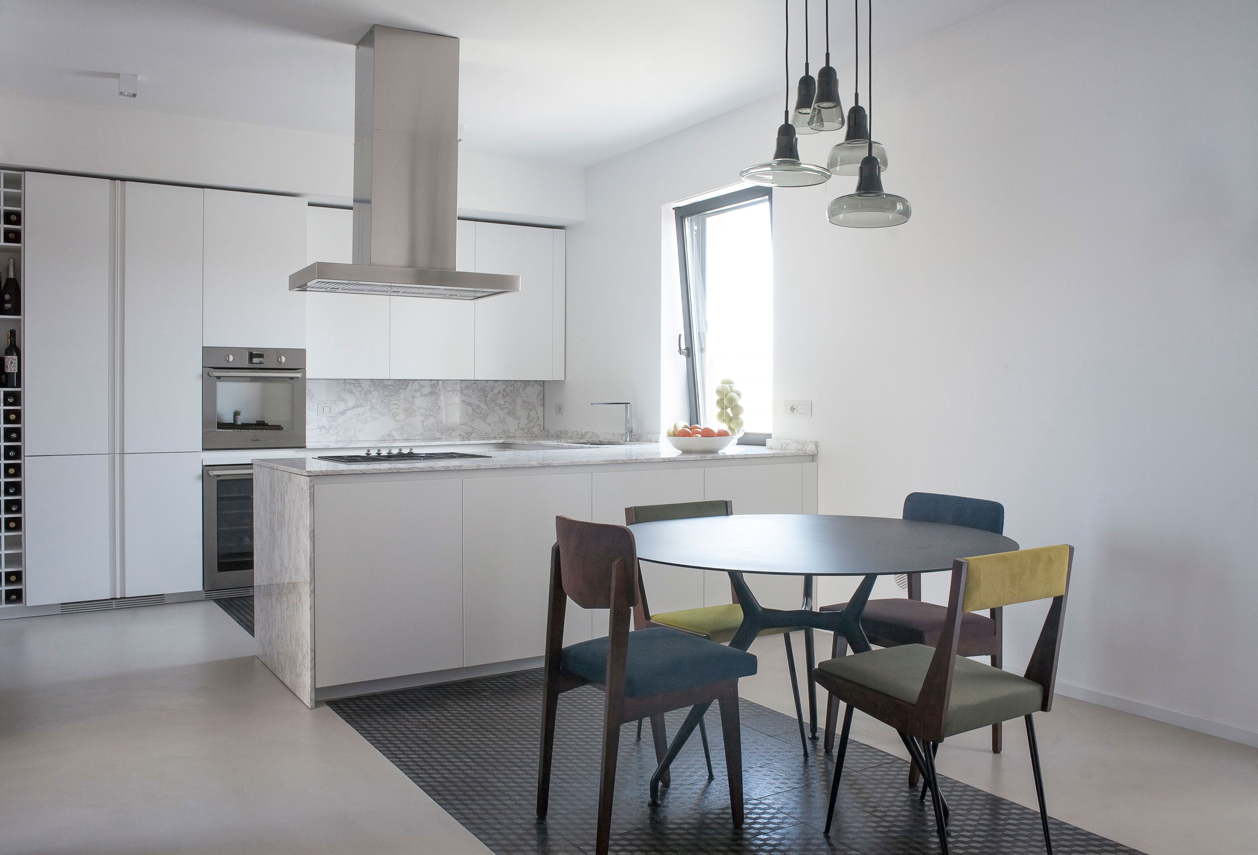 A Smart and Stylish Home Filled with Modern Elegance in Bari, Italy by 3C+M architettura (5)