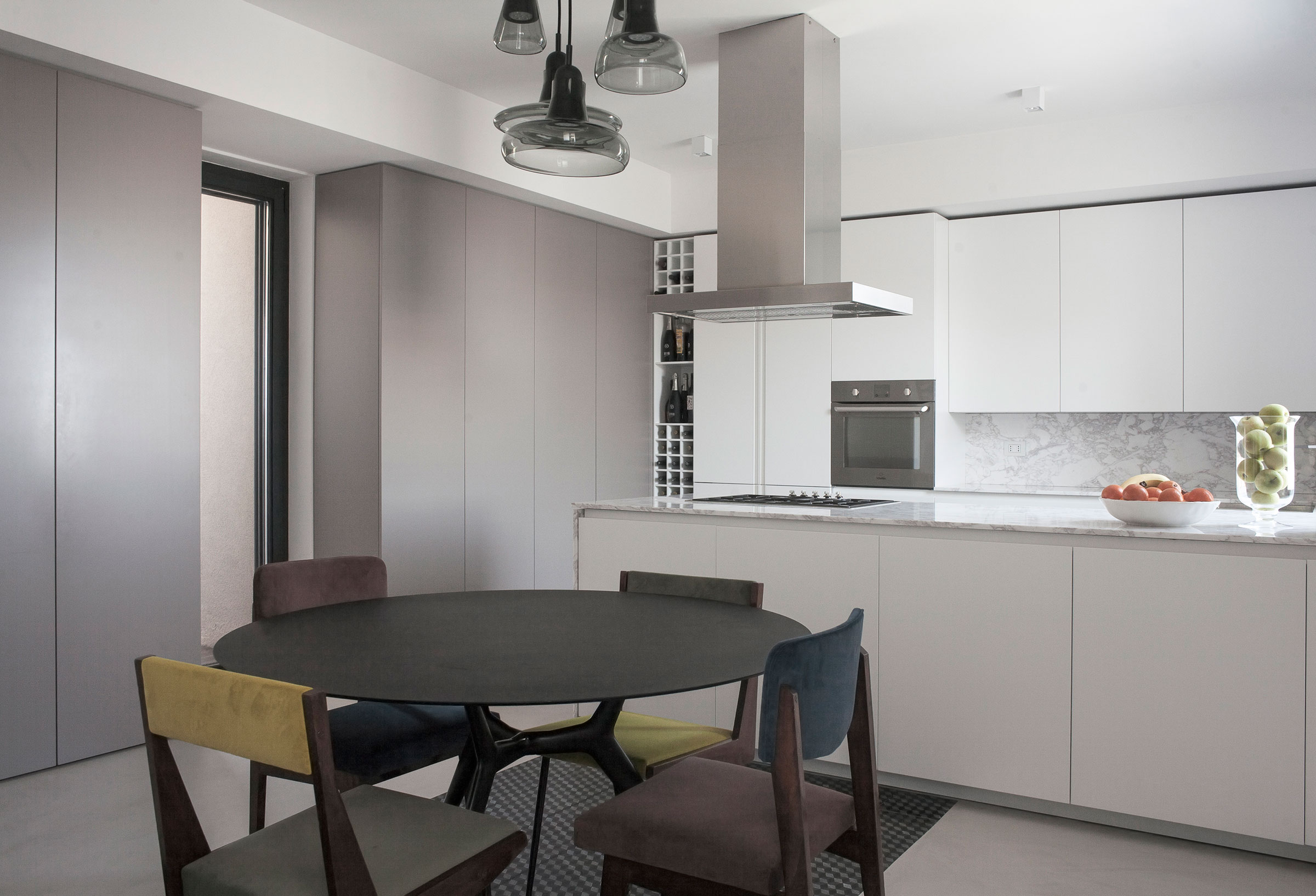 A Smart and Stylish Home Filled with Modern Elegance in Bari, Italy by 3C+M architettura (6)