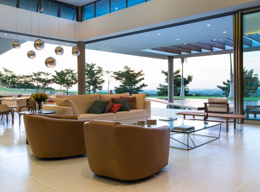 A Smooth and Elegant Contemporary Home with Stunning Views in Itupeva, Brazil by Gustavo Arbex (20)