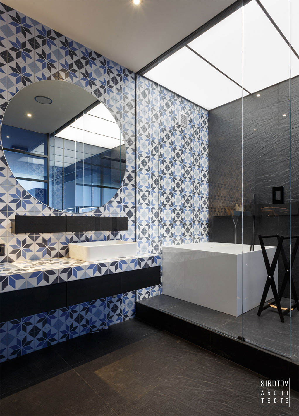 A Sophisticated Modern Apartment for Young Men in Kiev, Ukraine by SIROTOVARCHITECTS (16)