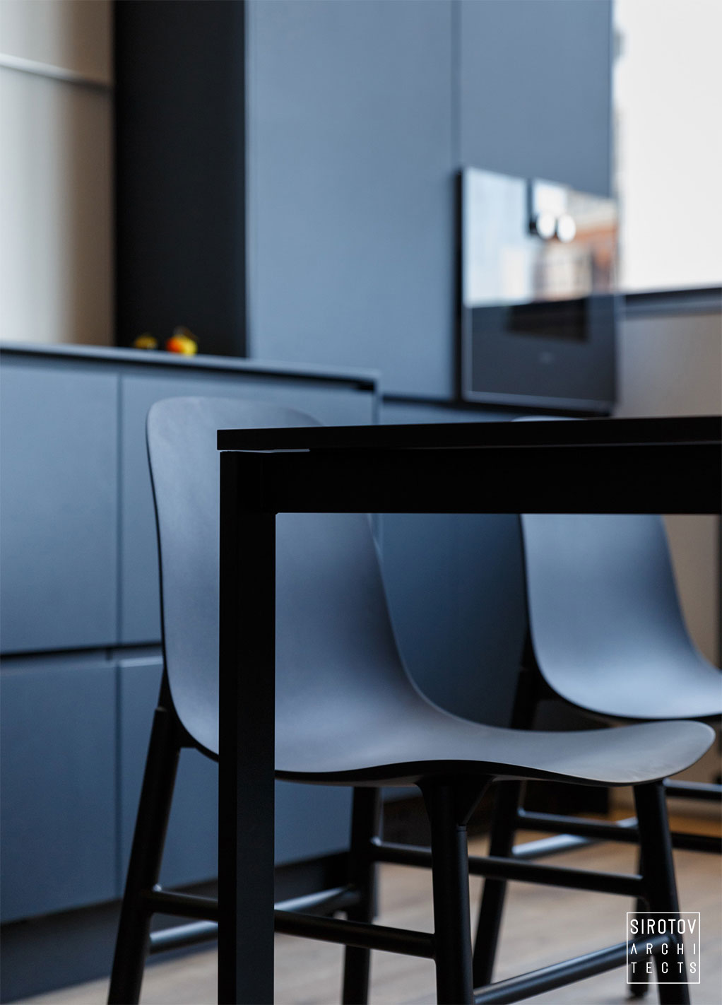 A Sophisticated Modern Apartment for Young Men in Kiev, Ukraine by SIROTOVARCHITECTS (8)