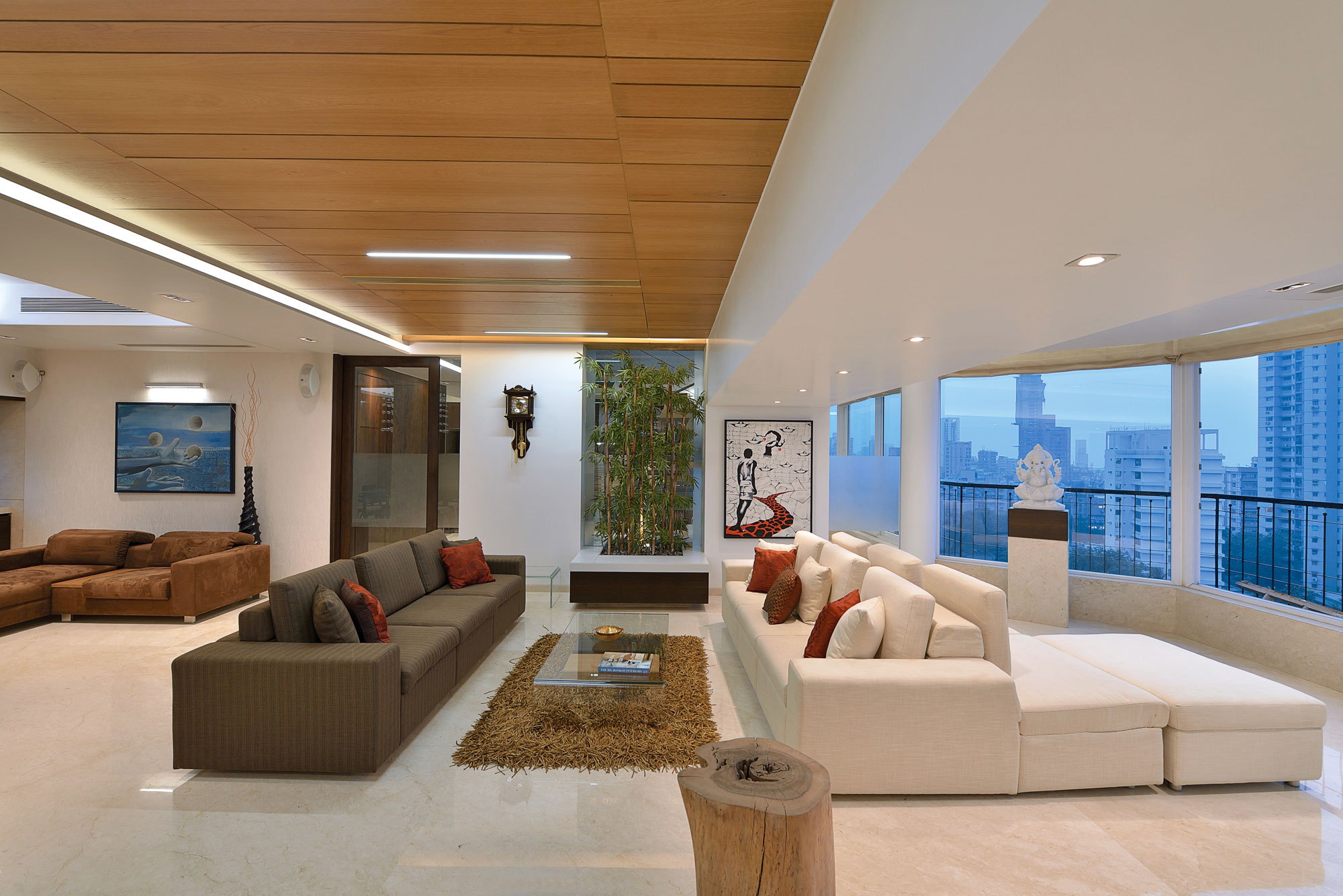 A Sophisticated Triplex Penthouse with Splendid and Elegant Ambiance in Mumbai, India by Space Dynamix (18)