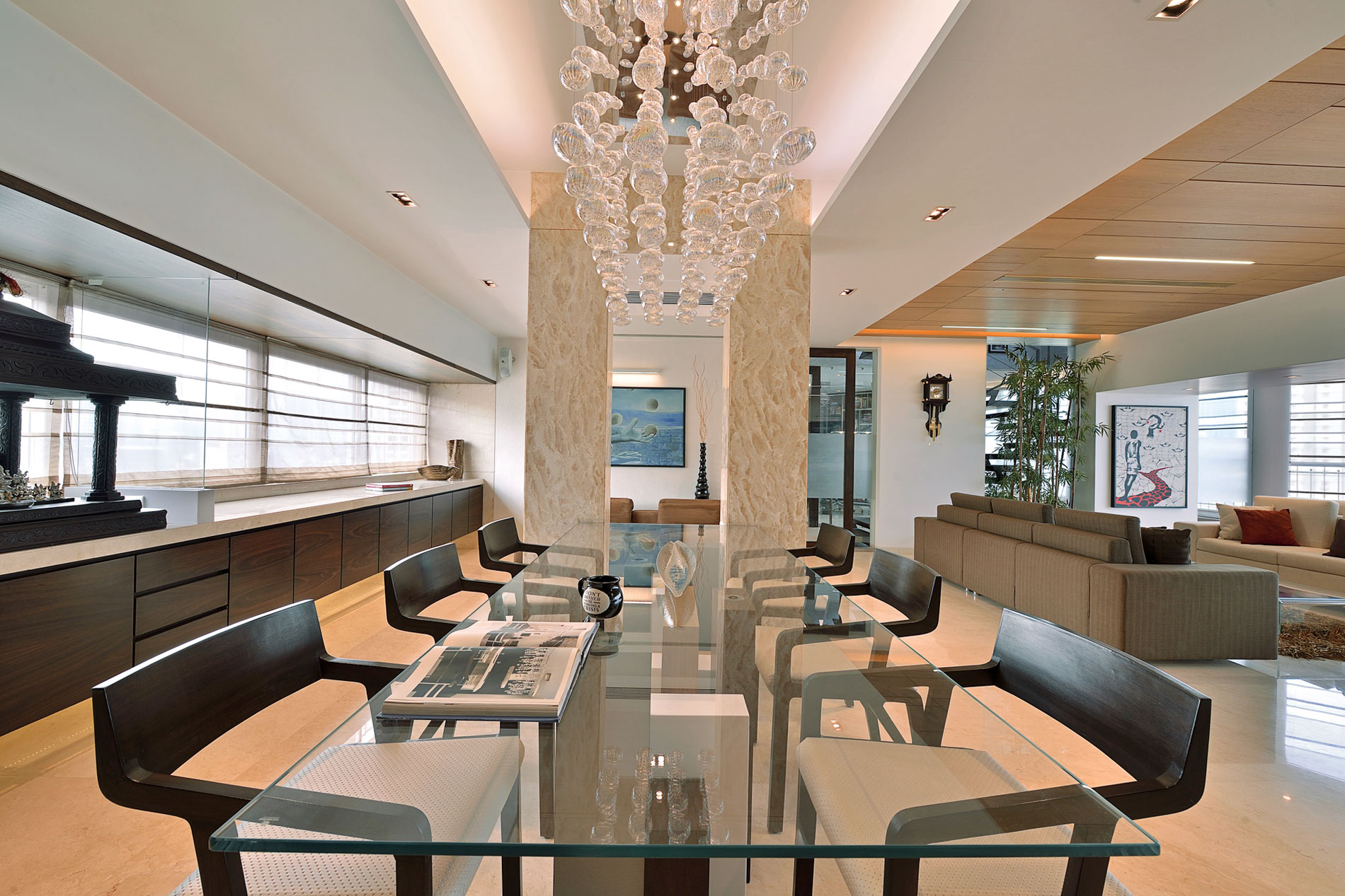 A Sophisticated Triplex Penthouse with Splendid and Elegant Ambiance in Mumbai, India by Space Dynamix (5)