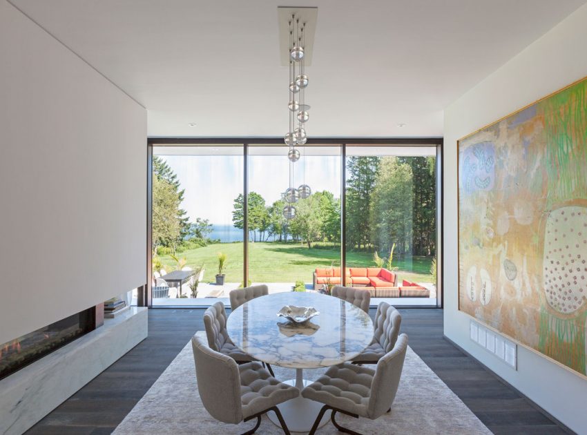 A Spacious Contemporary Home for a Young Professional Couple in Scarborough Bluffs by rzlbd (9)