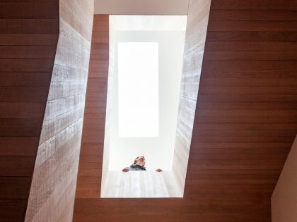 A Spacious Contemporary Townhouse with Balconies and Full-Storey Windows in Rotterdam by Paul de Ruiter Architects & Chris Collaris (19)