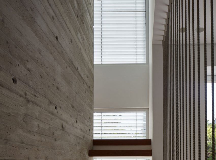 A Spacious Cube-Shaped House with Modern Features in Ramat Gan, Israel by Ella Sahar (17)