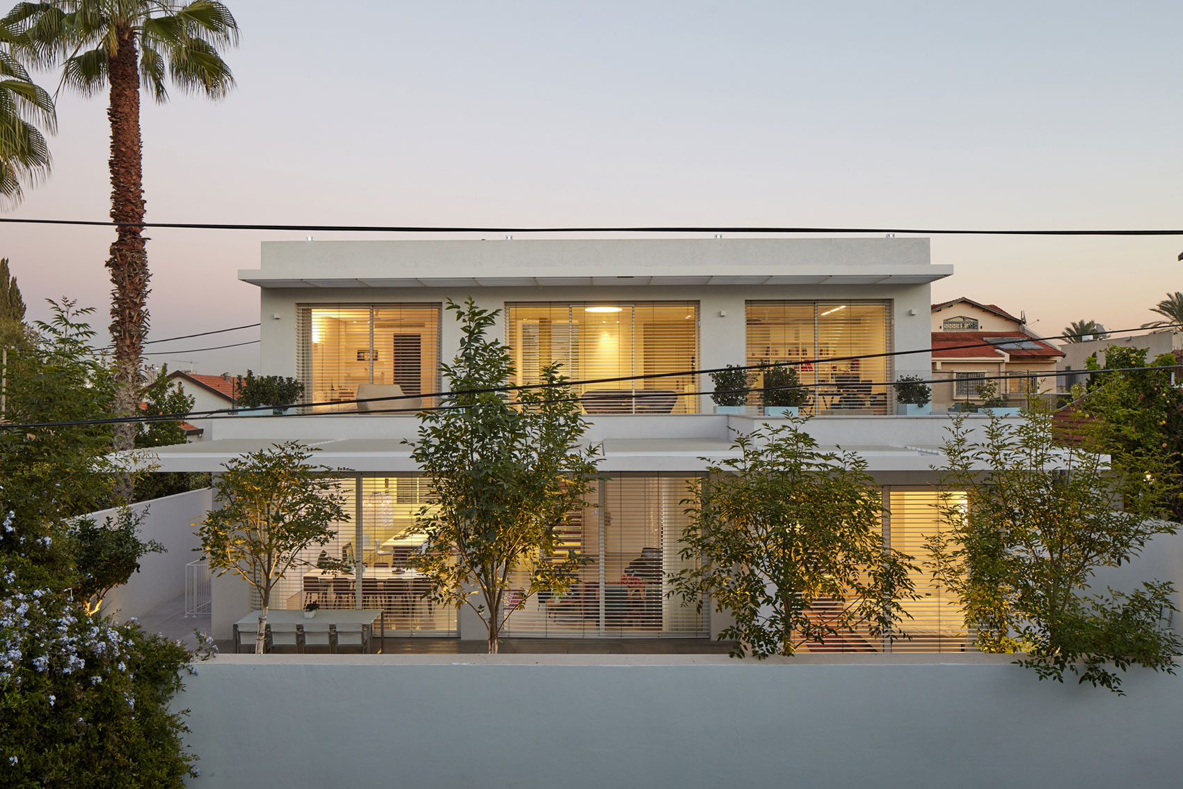 A Spacious Cube-Shaped House with Modern Features in Ramat Gan, Israel by Ella Sahar (28)