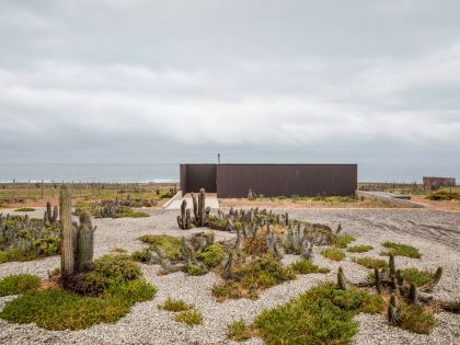 A Spacious Family-Friendly Home with Wood and Concrete Facade in Huentaleuquen, Chile by nüform (1)