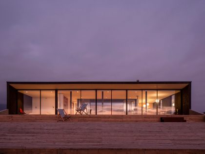 A Spacious Family-Friendly Home with Wood and Concrete Facade in Huentaleuquen, Chile by nüform (18)