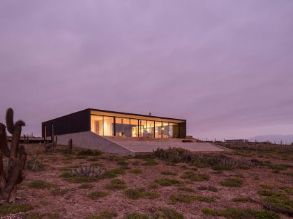 A Spacious Family-Friendly Home with Wood and Concrete Facade in Huentaleuquen, Chile by nüform (19)