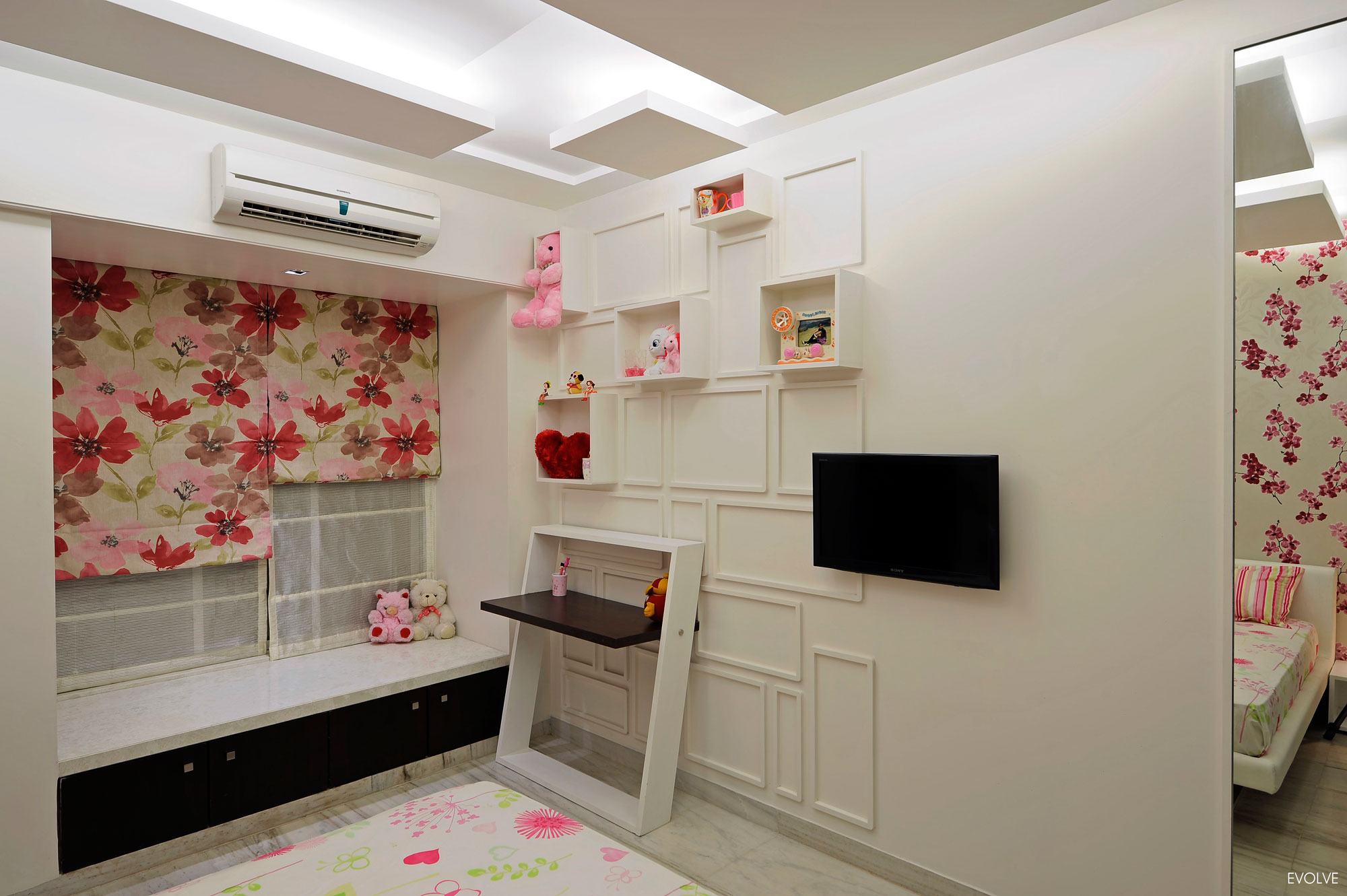 A Spacious and Practical Apartment with Modern Look in Mumbai, India by Evolve (16)