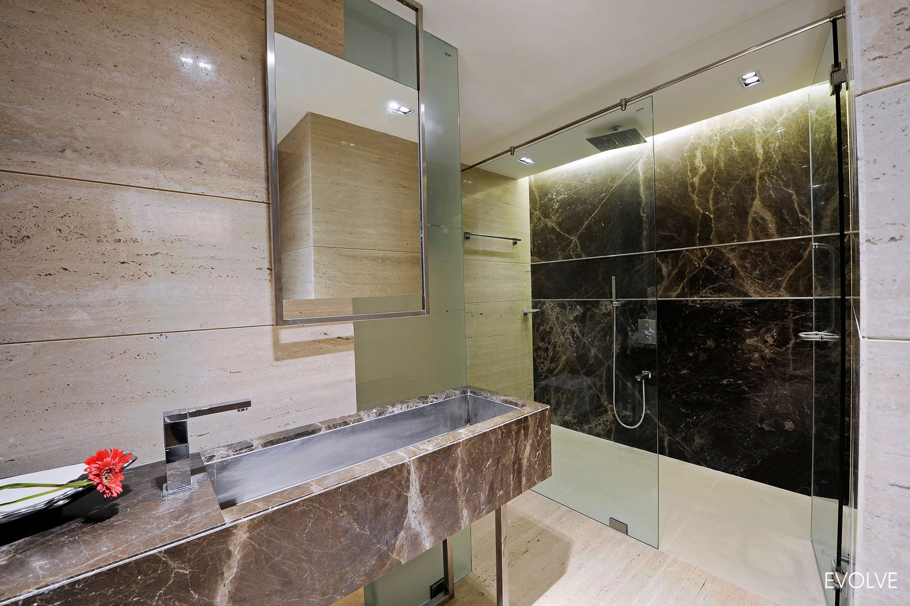 A Spacious and Practical Apartment with Modern Look in Mumbai, India by Evolve (19)