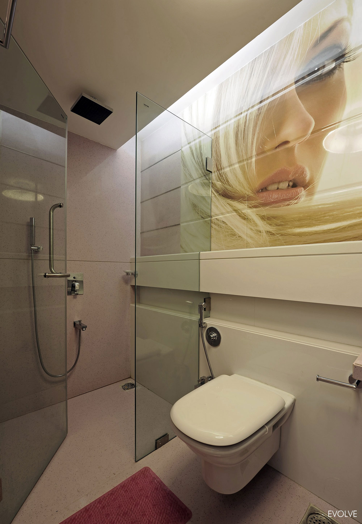 A Spacious and Practical Apartment with Modern Look in Mumbai, India by Evolve (20)