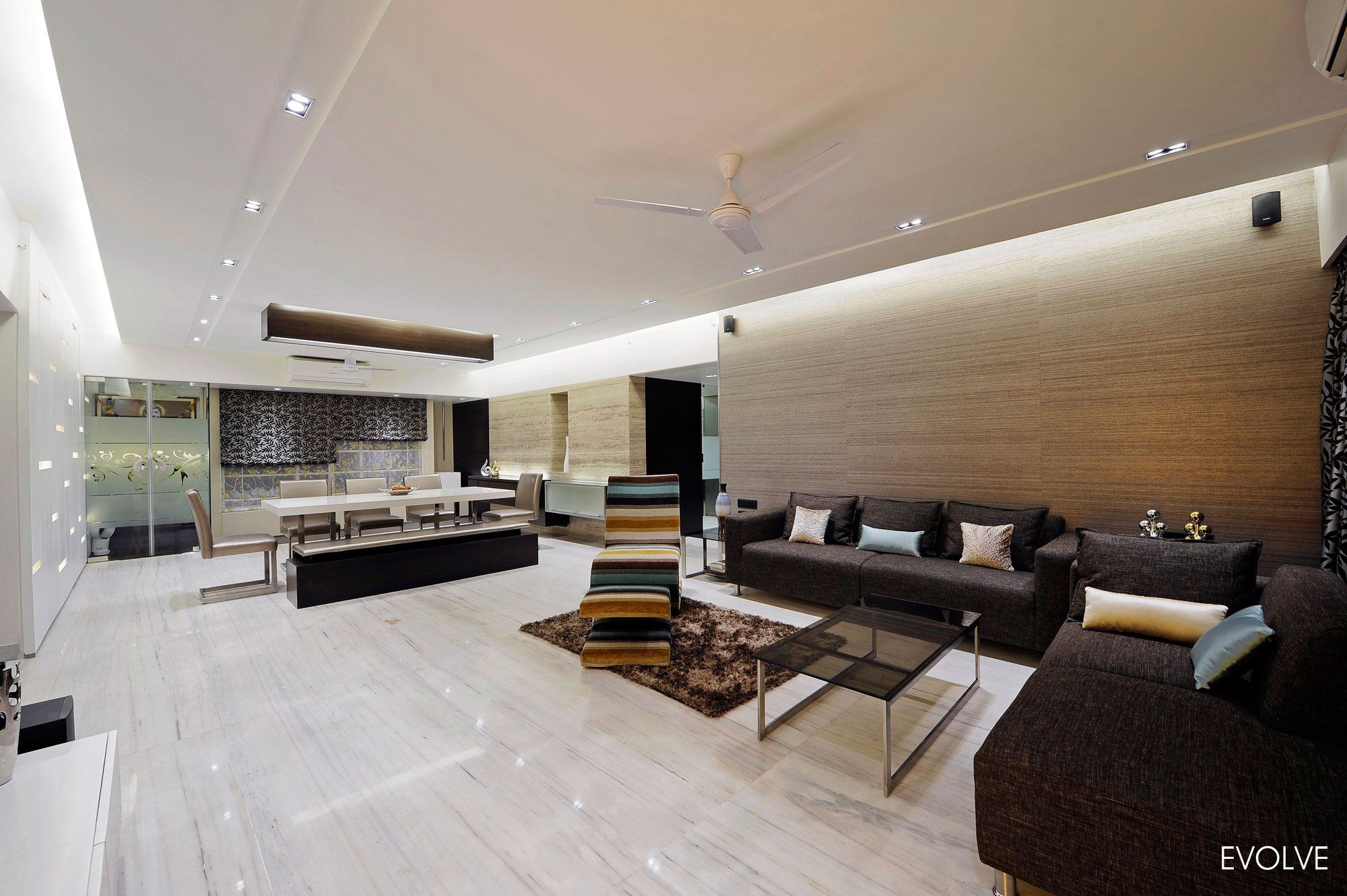 A Spacious and Practical Apartment with Modern Look in Mumbai, India by Evolve (3)