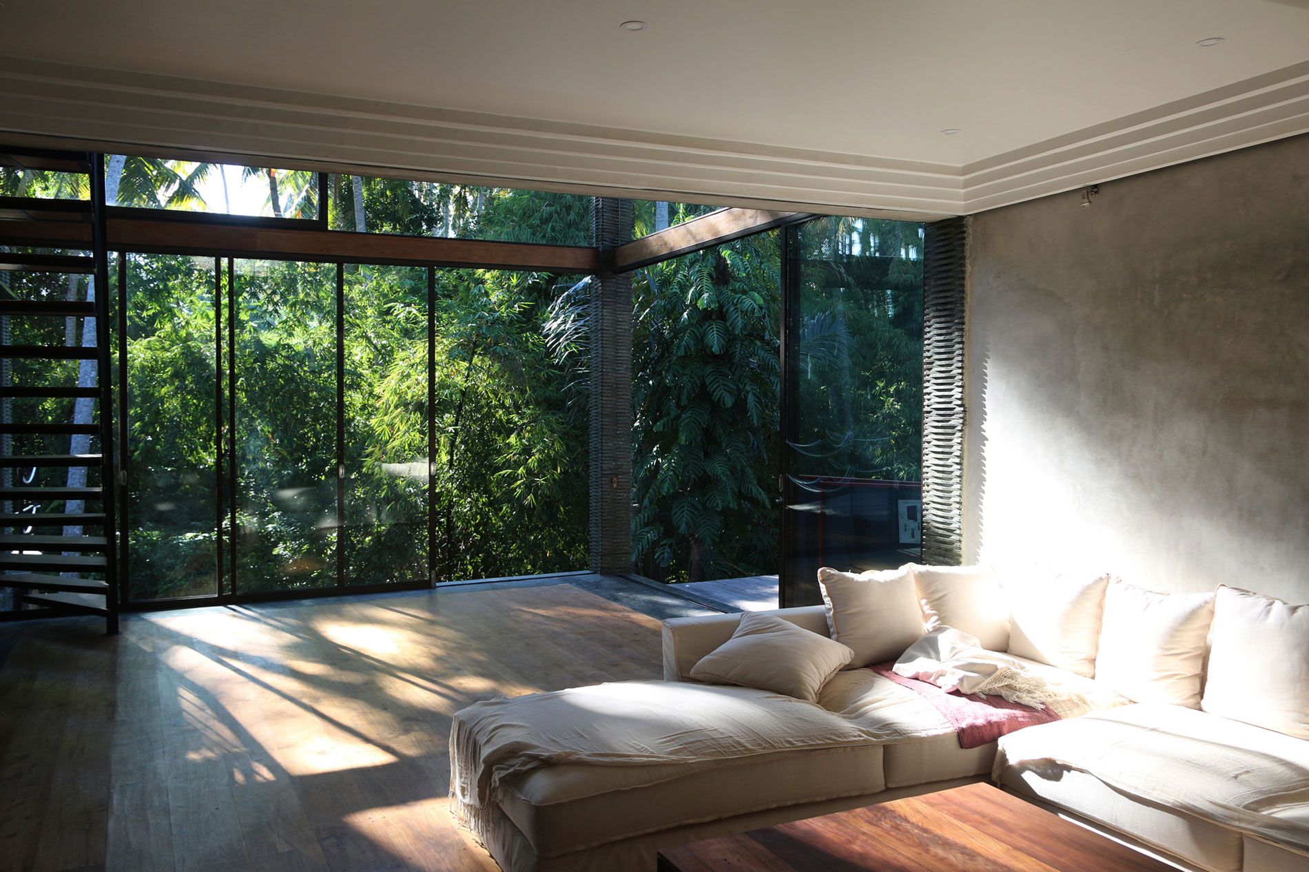 A Spectacular Contemporary Home in a Lush Tropical Environment of Bali, Indonesia by Alexis Dornier (12)