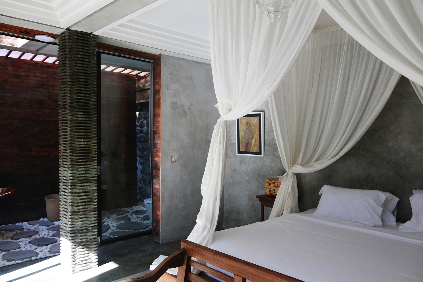 A Spectacular Contemporary Home in a Lush Tropical Environment of Bali, Indonesia by Alexis Dornier (20)