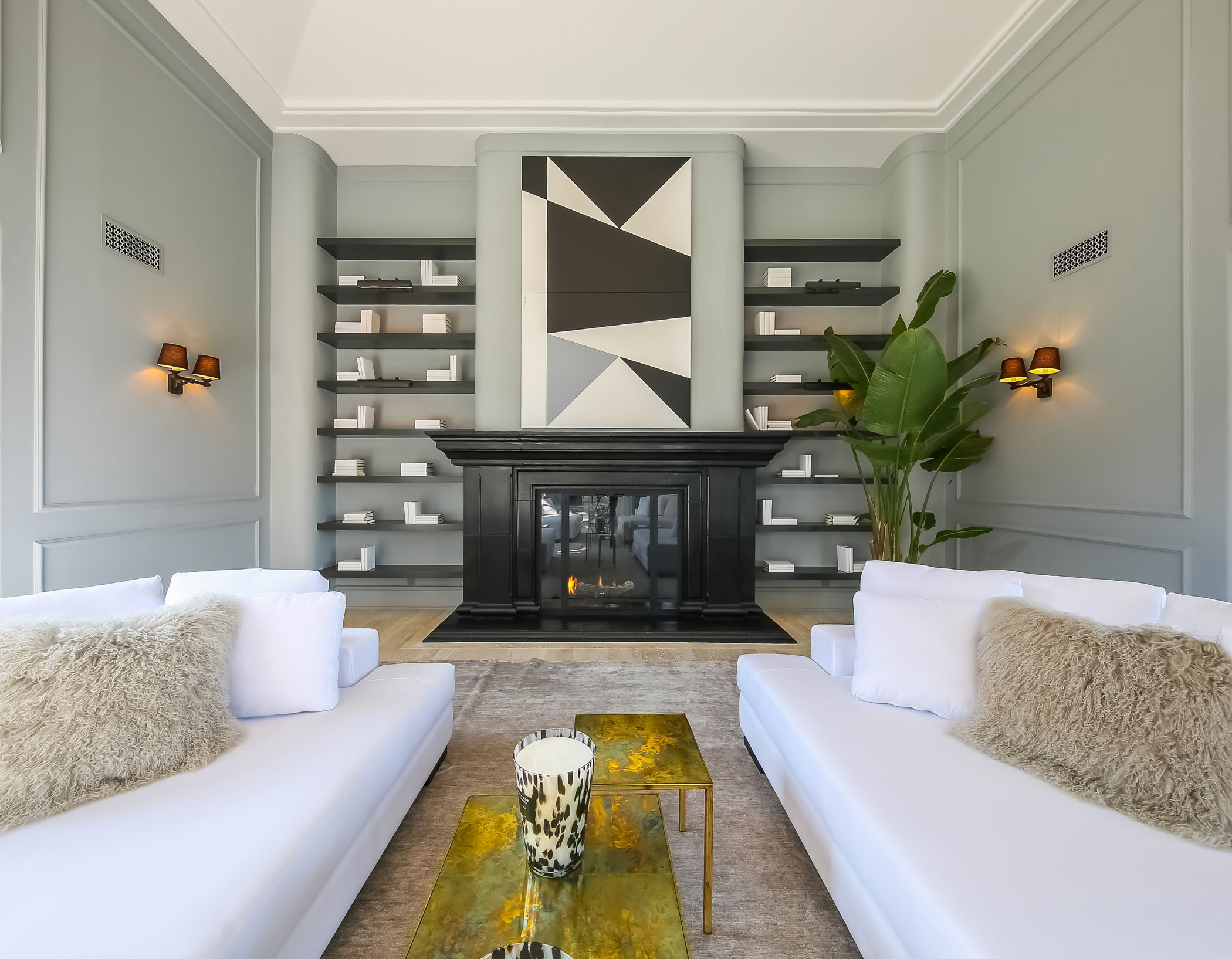A Spectacular Contemporary Home with Majestic Views of the City, Ocean and Mountains in Beverly Hills by Maxime Jacquet (15)