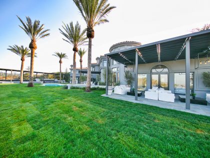 A Spectacular Contemporary Home with Majestic Views of the City, Ocean and Mountains in Beverly Hills by Maxime Jacquet (3)