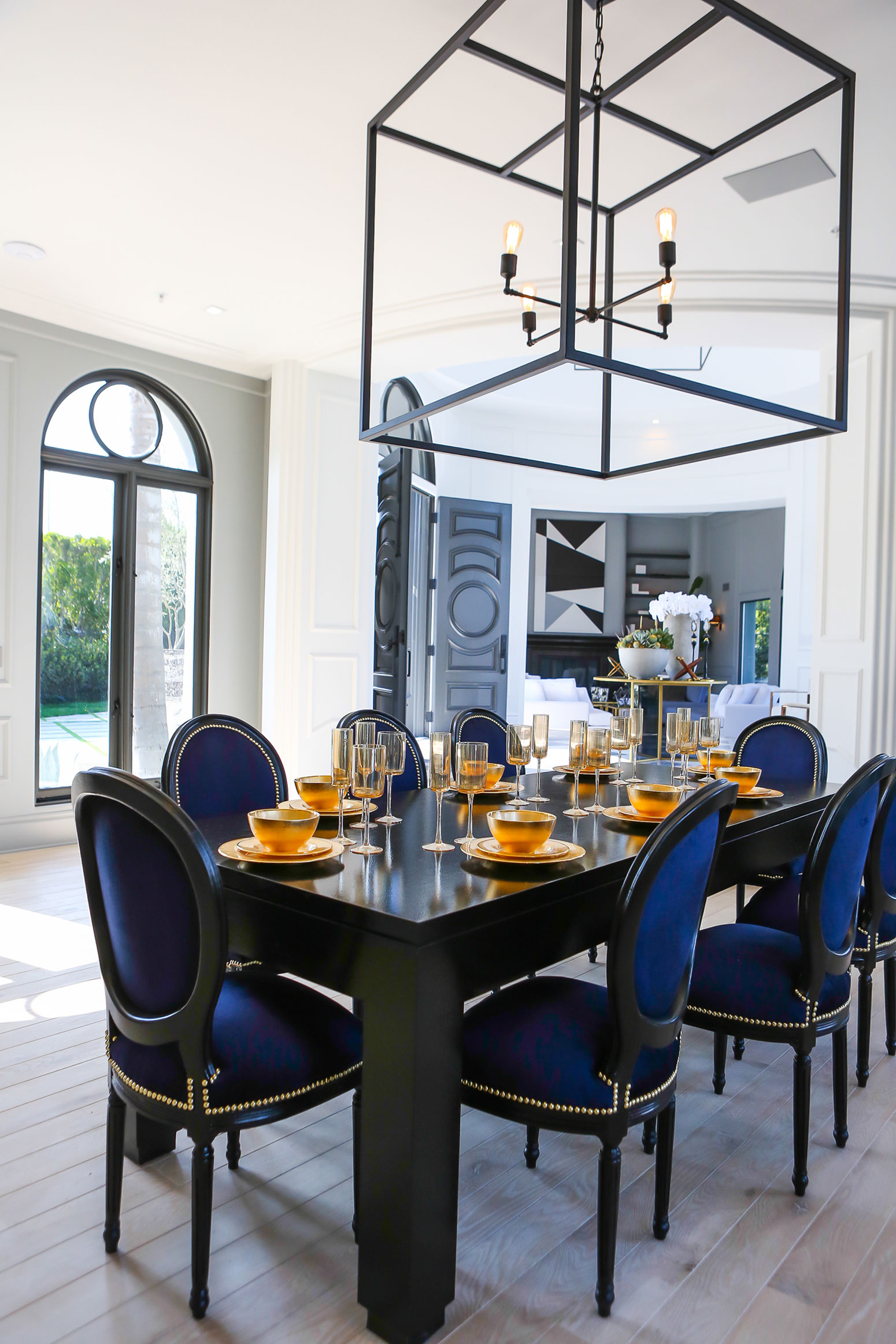 A Spectacular Contemporary Home with Majestic Views of the City, Ocean and Mountains in Beverly Hills by Maxime Jacquet (30)