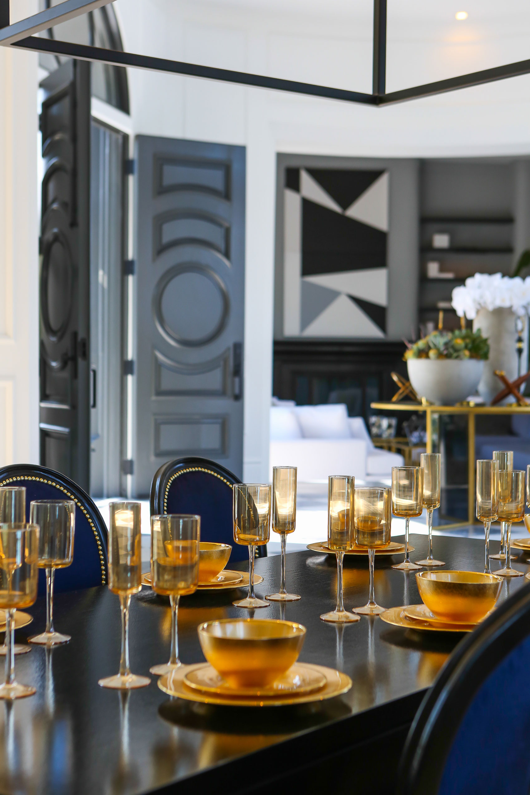 A Spectacular Contemporary Home with Majestic Views of the City, Ocean and Mountains in Beverly Hills by Maxime Jacquet (33)