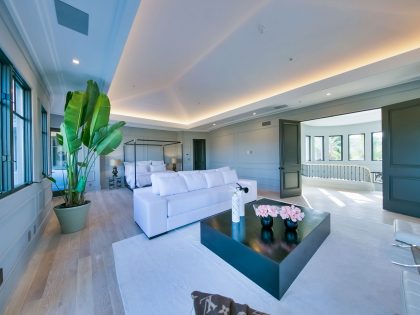 A Spectacular Contemporary Home with Majestic Views of the City, Ocean and Mountains in Beverly Hills by Maxime Jacquet (42)