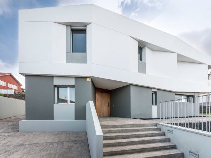 A Spectacular Contemporary House Surrounded by Green Areas and Stunning Views of the Surrounding Valleys in Gran Canaria by Bello y Monterde Arquitectos (2)