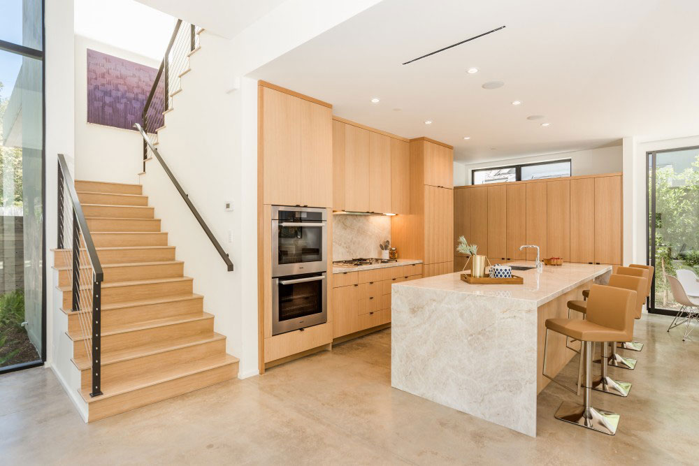 A Spectacular and Light-Filled Modern House in Los Angeles by Marmol Radziner (12)