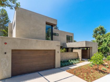 A Spectacular and Light-Filled Modern House in Los Angeles by Marmol Radziner (2)