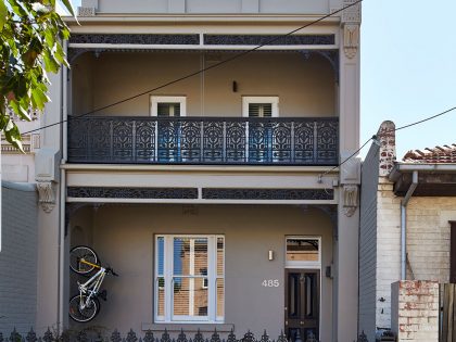 A Striking Contemporary Home with Unique and Warm Atmosphere in Carlton North, Australia by Andrew Simpson Architects (1)