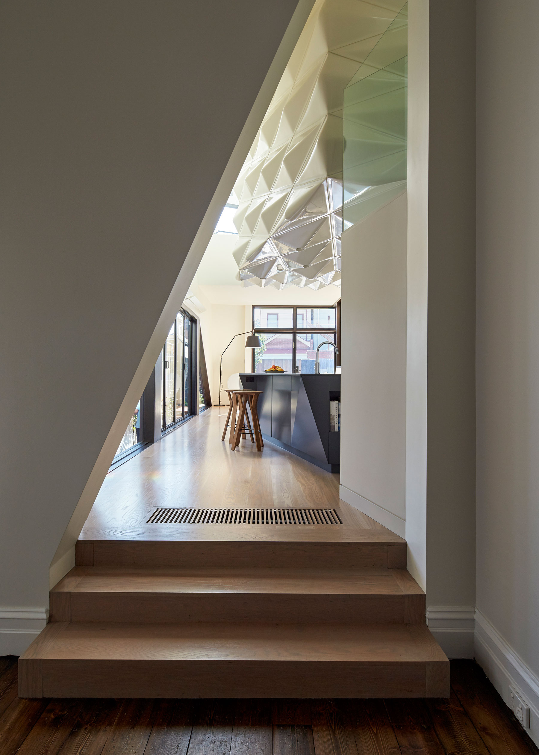 A Striking Contemporary Home with Unique and Warm Atmosphere in Carlton North, Australia by Andrew Simpson Architects (10)