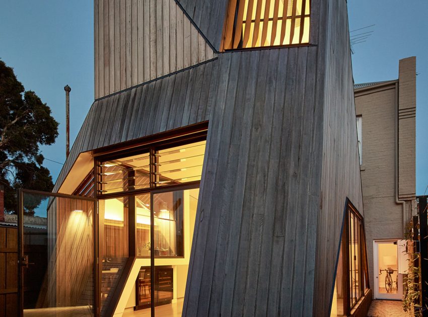 A Striking Contemporary Home with Unique and Warm Atmosphere in Carlton North, Australia by Andrew Simpson Architects (19)