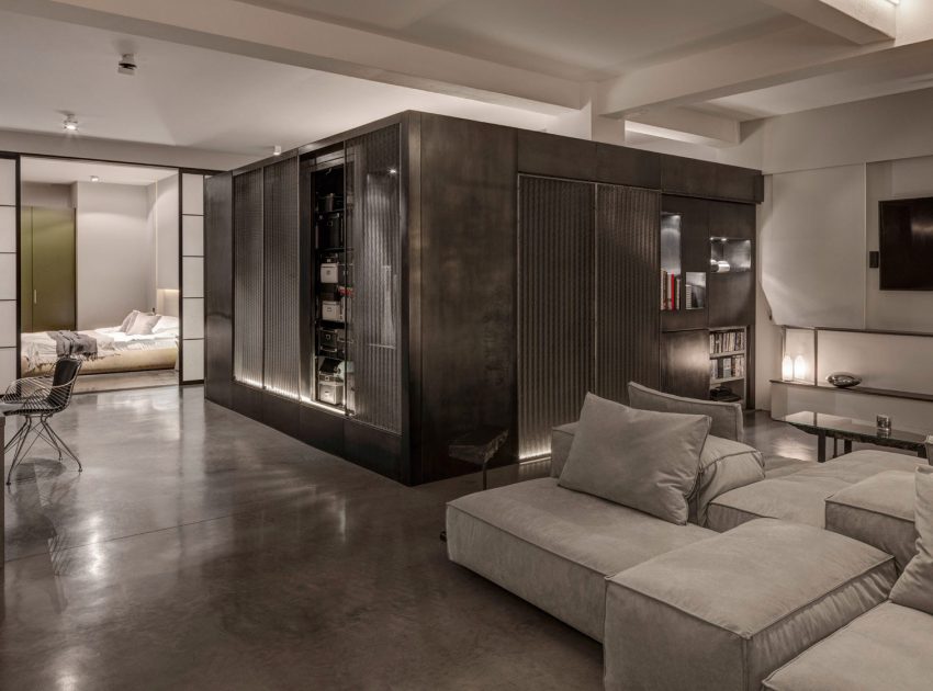 A Striking and Sophisticated Home with a Monochrome Palette in London by APA (11)
