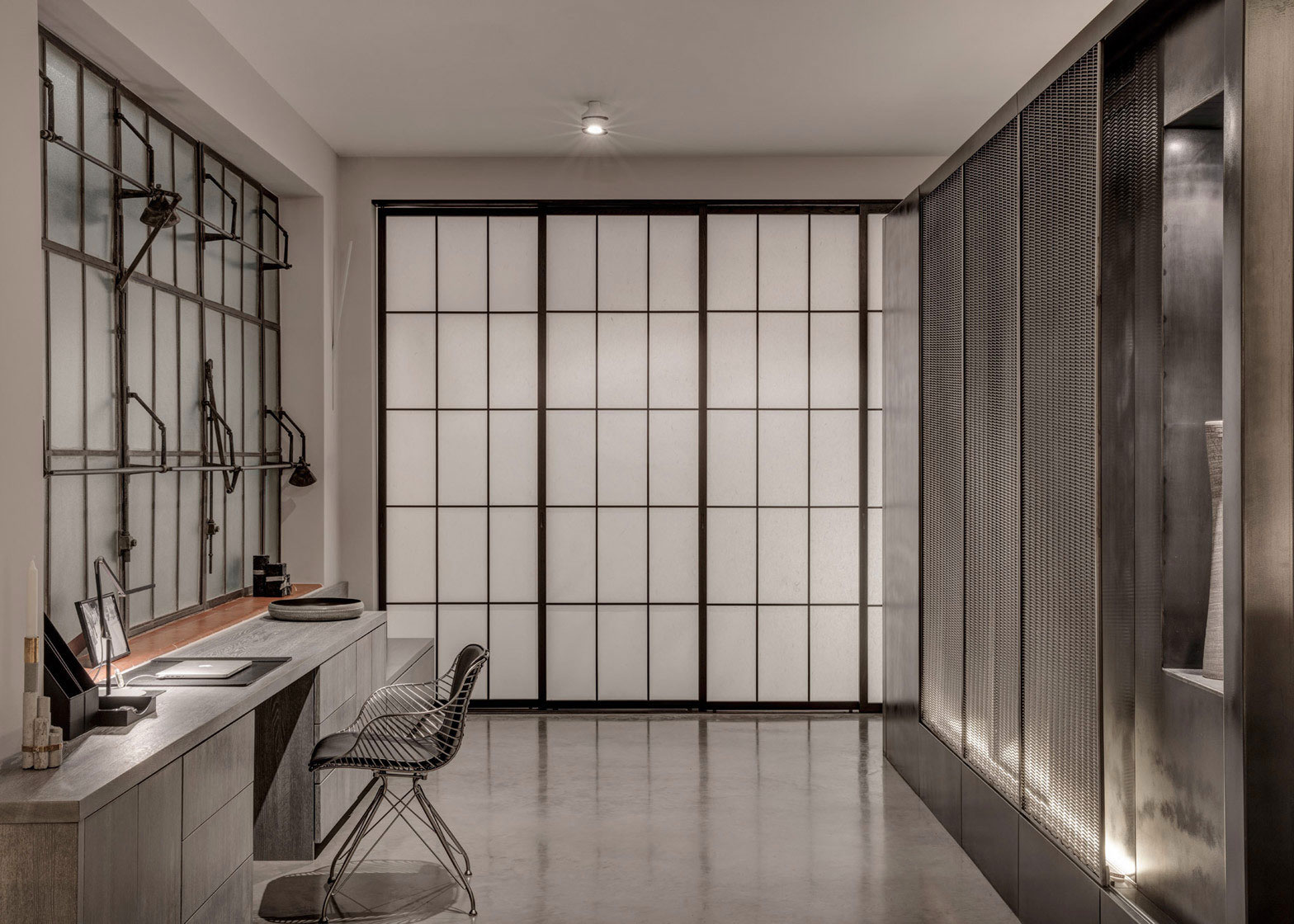 A Striking and Sophisticated Home with a Monochrome Palette in London by APA (4)