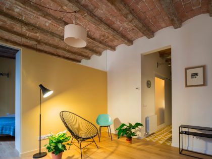 A Striking and Warm Apartment Drenched in Natural Light and Character in Barcelona, Spain by Nook Architects (1)