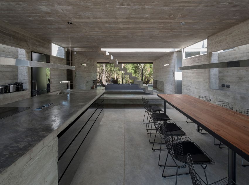 A Stunning Concrete Home Features a Rooftop Pool with Ocean Views in Pinamar, Argentina by Luciano Kruk Arquitectos (17)