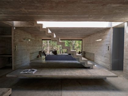A Stunning Concrete Home Features a Rooftop Pool with Ocean Views in Pinamar, Argentina by Luciano Kruk Arquitectos (22)