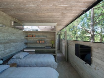 A Stunning Concrete Home Features a Rooftop Pool with Ocean Views in Pinamar, Argentina by Luciano Kruk Arquitectos (28)