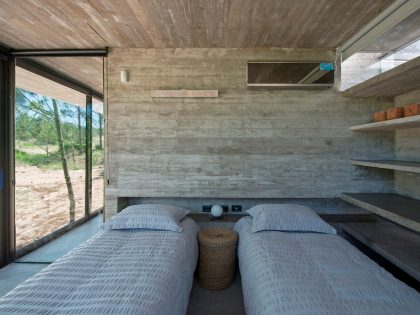A Stunning Concrete Home Features a Rooftop Pool with Ocean Views in Pinamar, Argentina by Luciano Kruk Arquitectos (29)