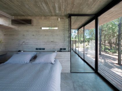 A Stunning Concrete Home Features a Rooftop Pool with Ocean Views in Pinamar, Argentina by Luciano Kruk Arquitectos (30)