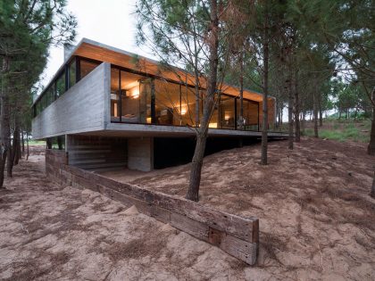 A Stunning Concrete Home Features a Rooftop Pool with Ocean Views in Pinamar, Argentina by Luciano Kruk Arquitectos (39)