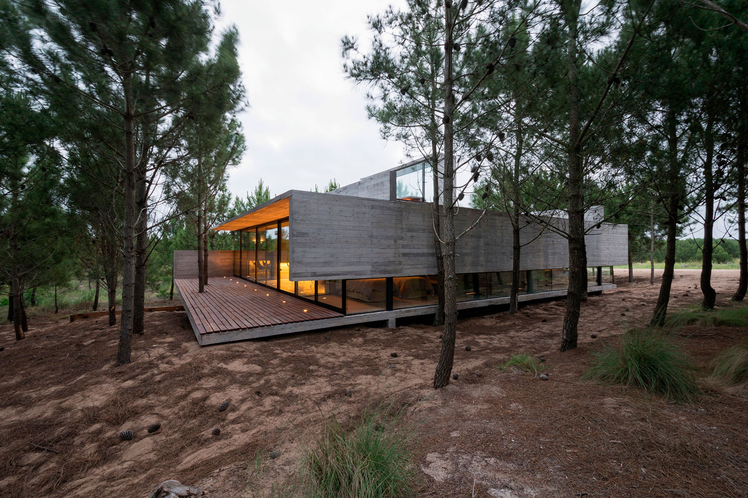 A Stunning Concrete Home Features a Rooftop Pool with Ocean Views in Pinamar, Argentina by Luciano Kruk Arquitectos (42)