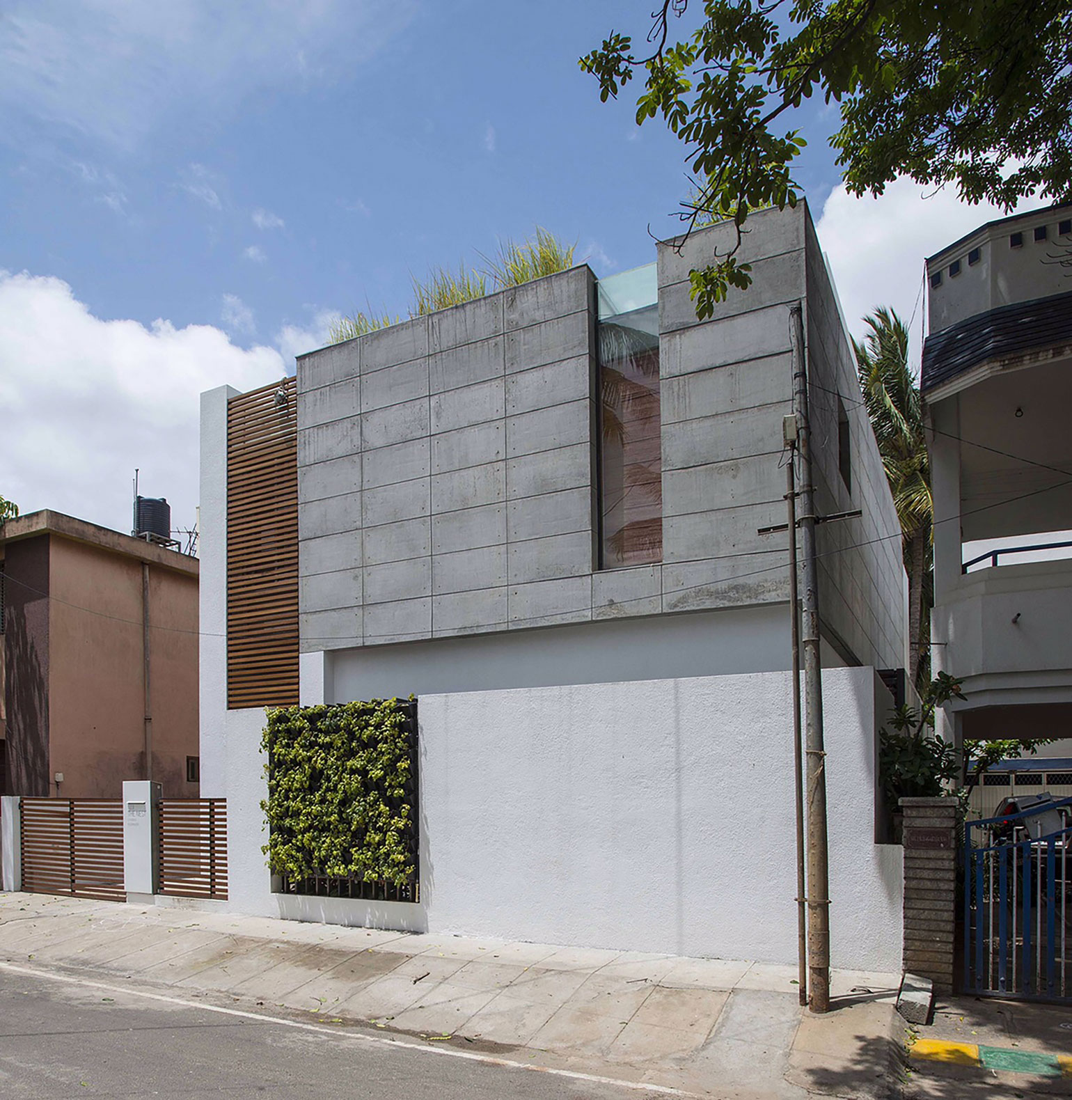 A Stunning Concrete House with Modern and Elegant Interior in Bengaluru, India by Architectural Paradigm (1)