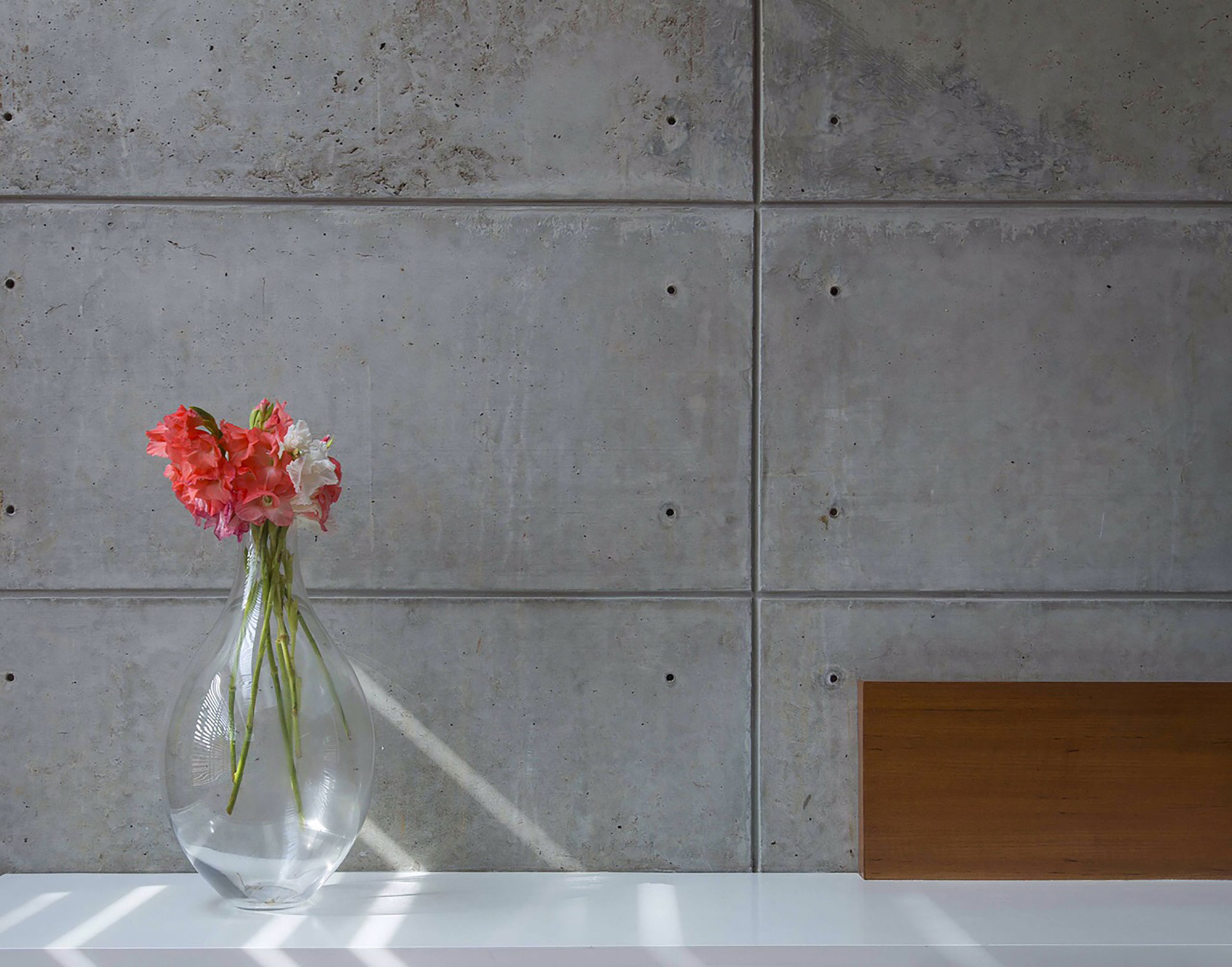 A Stunning Concrete House with Modern and Elegant Interior in Bengaluru, India by Architectural Paradigm (15)