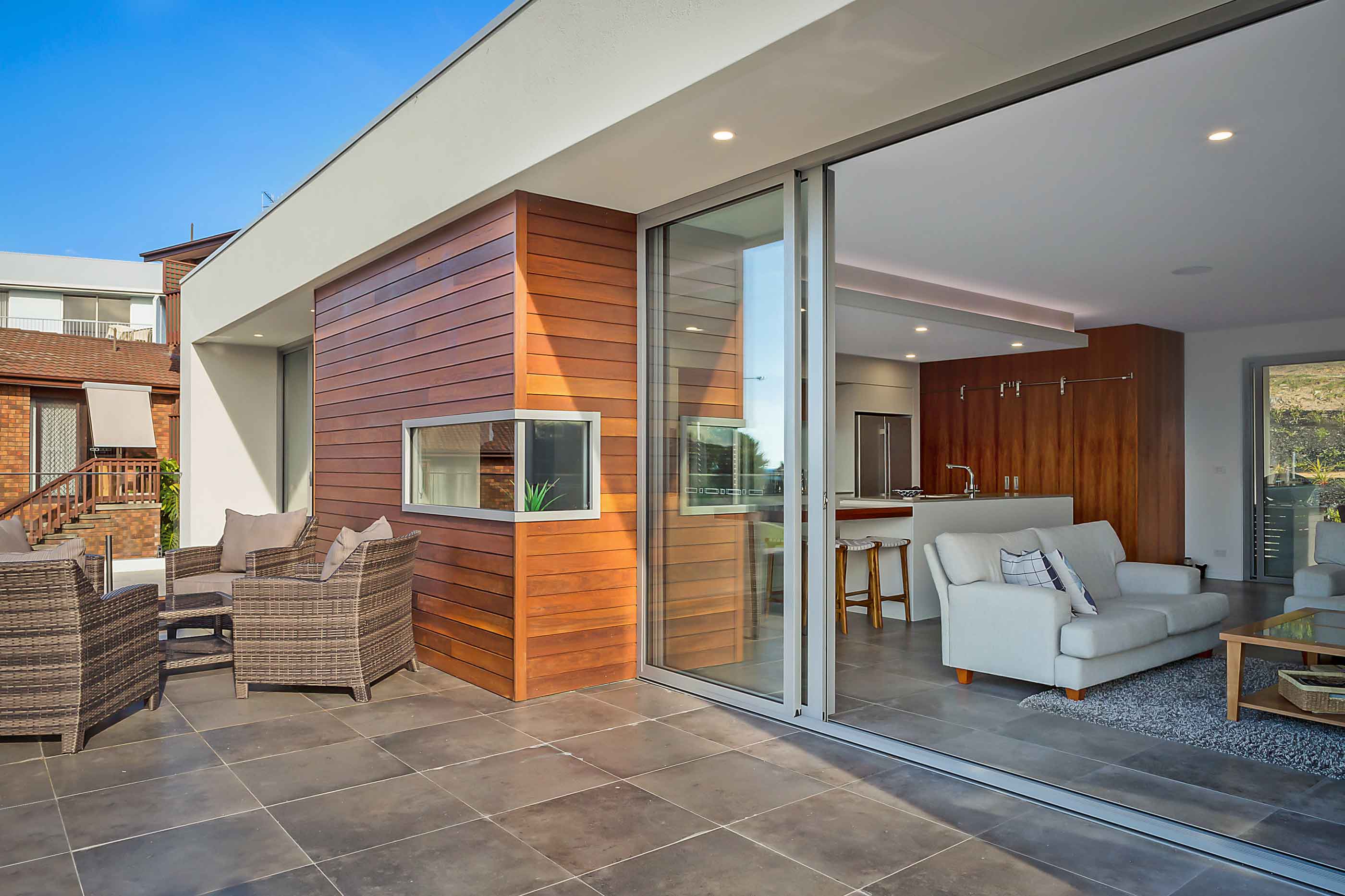 A Stunning Contemporary Home with Majestic Ocean Views of Tathra, Australia by Dream Design Build (3)