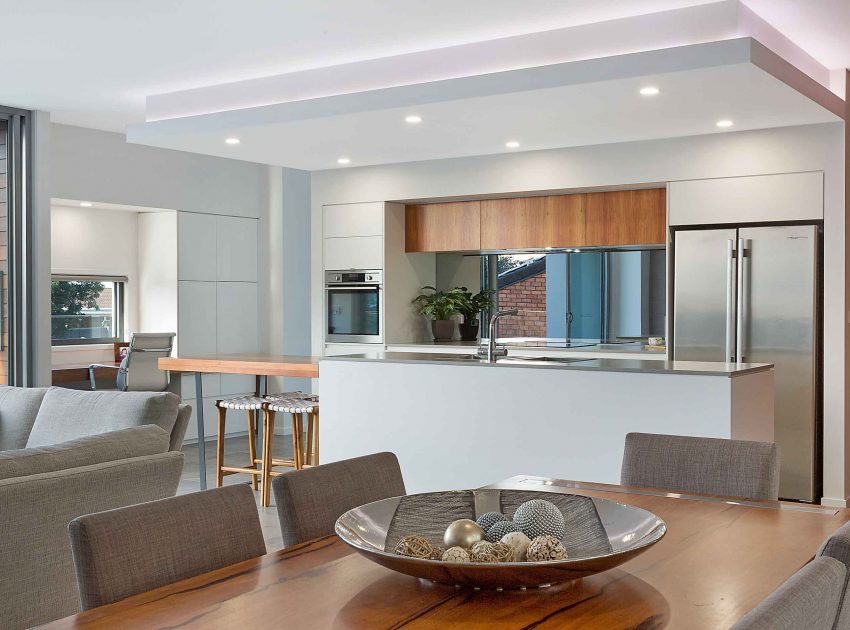 A Stunning Contemporary Home with Majestic Ocean Views of Tathra, Australia by Dream Design Build (8)
