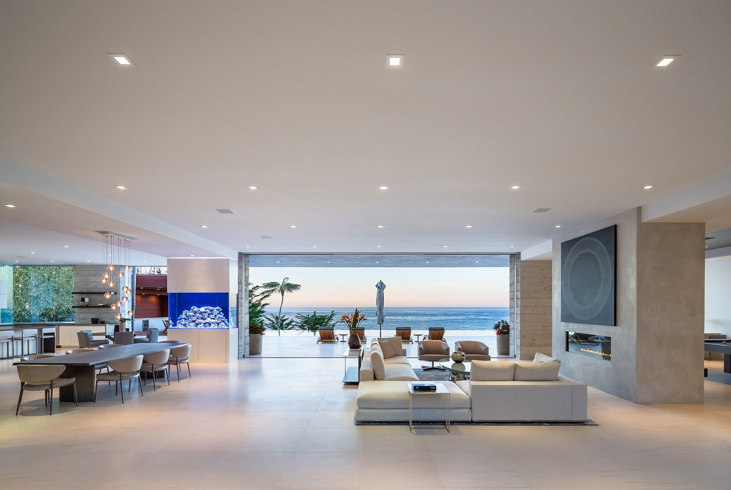 A Stunning Contemporary Oceanfront Home with Magnificent Ocean Views in Malibu by Burdge & Associates (10)