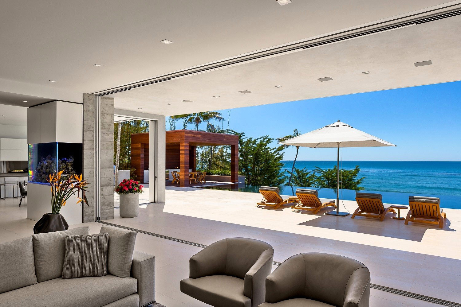A Stunning Contemporary Oceanfront Home with Magnificent Ocean Views in Malibu by Burdge & Associates (13)