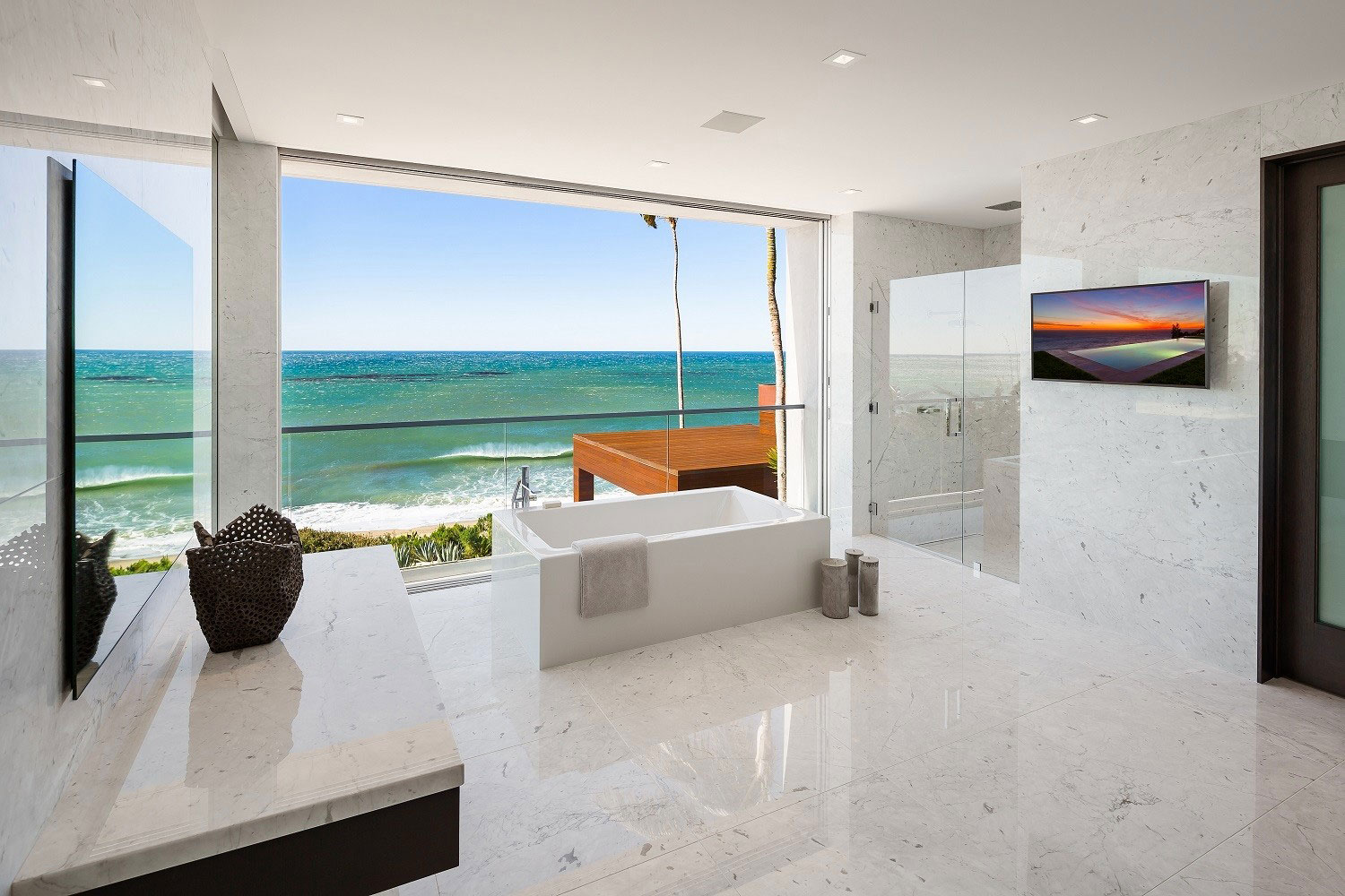 A Stunning Contemporary Oceanfront Home with Magnificent Ocean Views in Malibu by Burdge & Associates (19)
