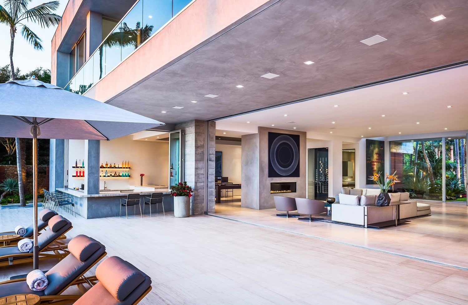 A Stunning Contemporary Oceanfront Home with Magnificent Ocean Views in Malibu by Burdge & Associates (7)